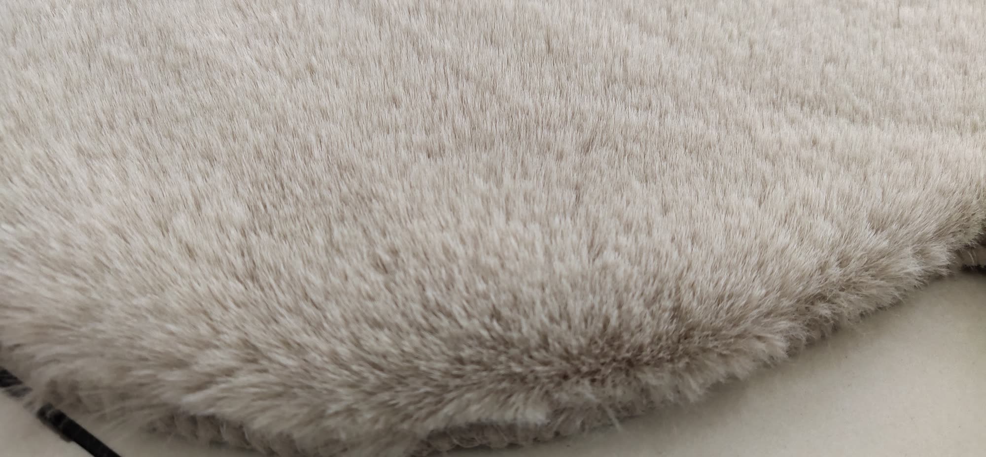 Premium Fluffy Carpet Design