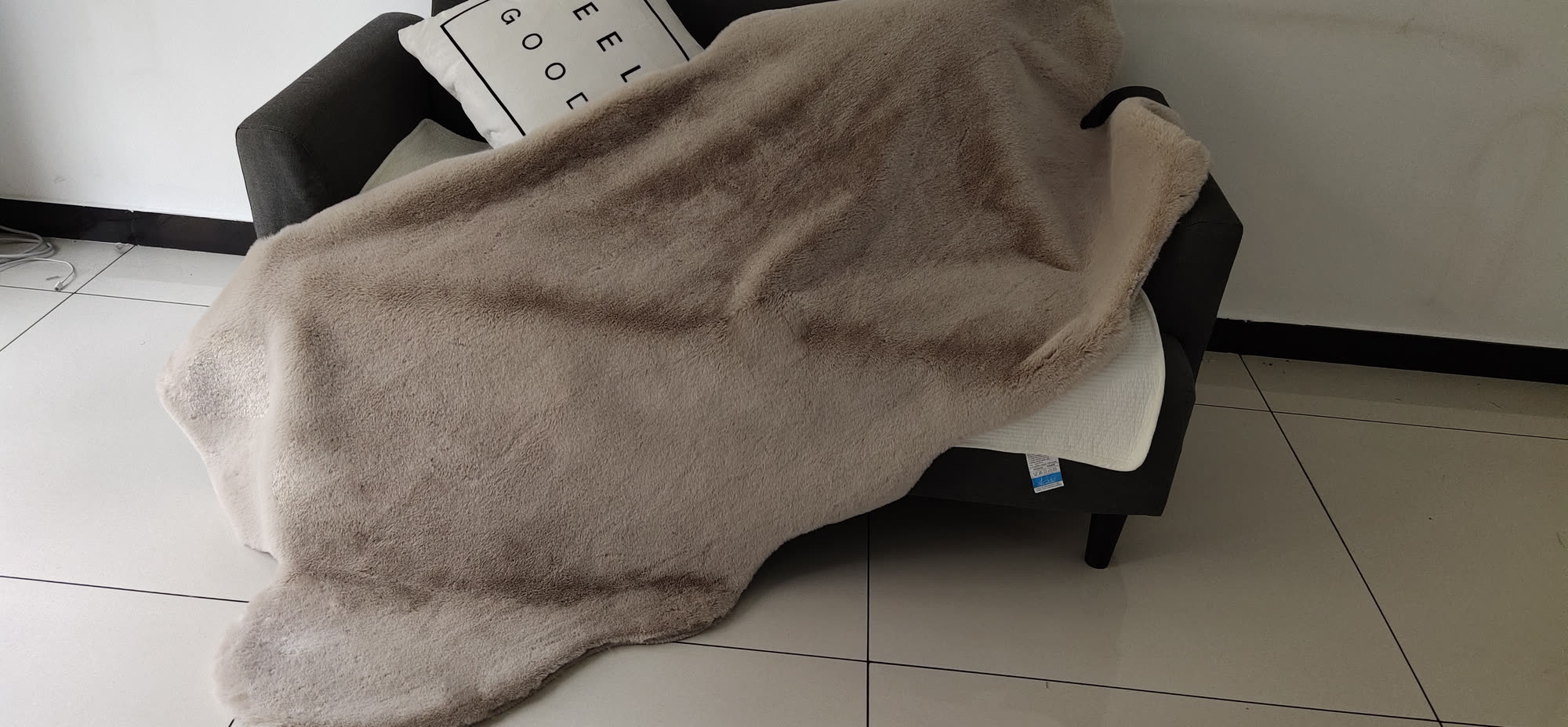 Premium Fluffy Carpet Design