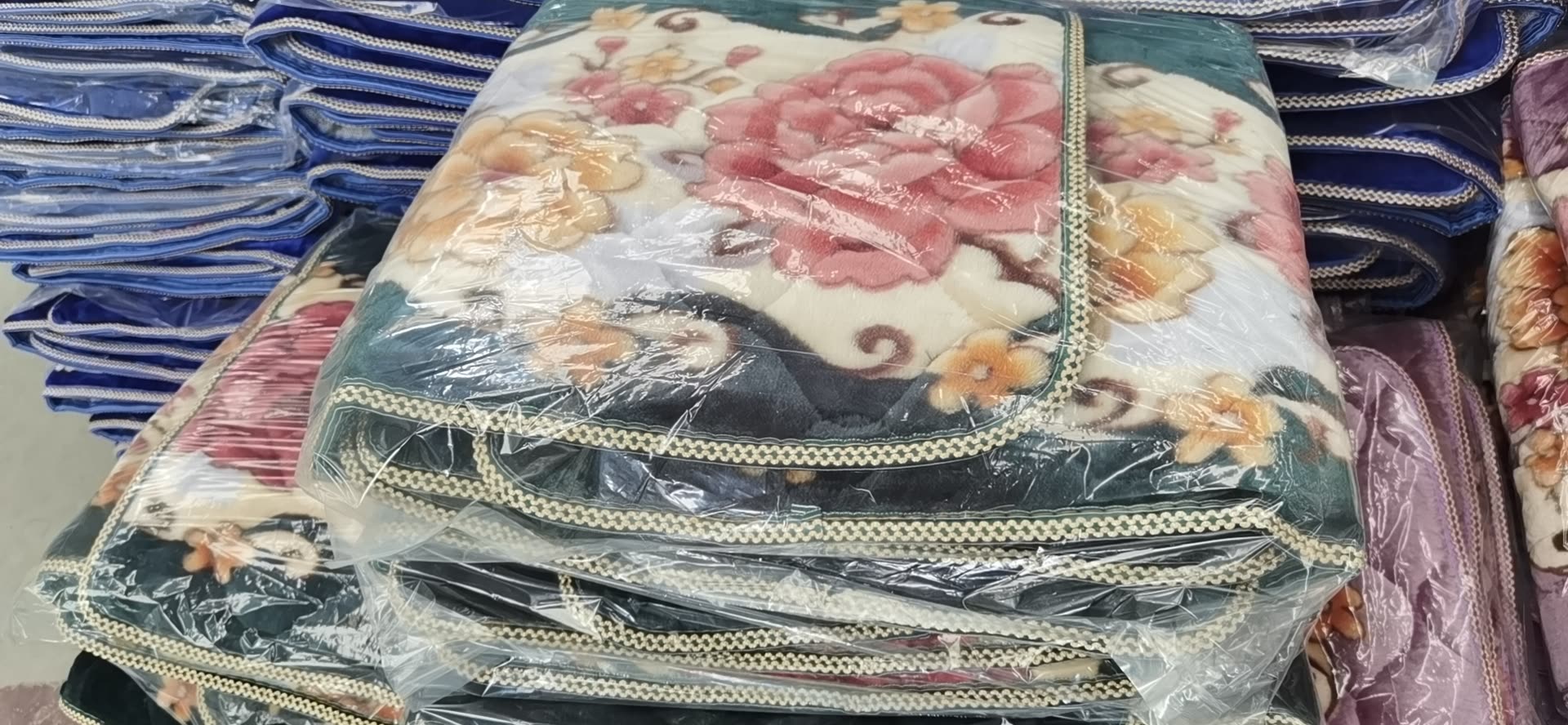 Premium Car Use Carpet Design