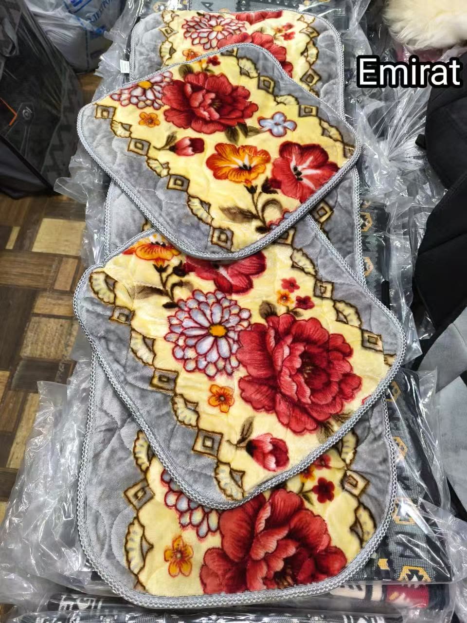 Premium Car Use Carpet Design