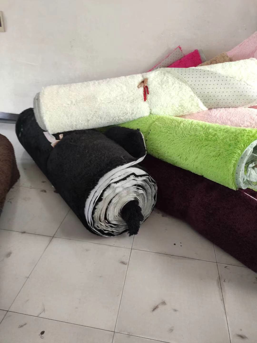 Premium Fluffy Rug Design